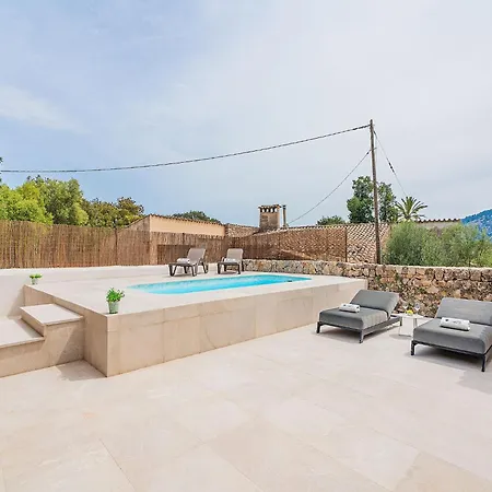 Cosy 2-bed With Pool, *
