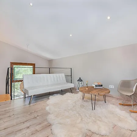 Villa Cosy 2-bed With Pool, *